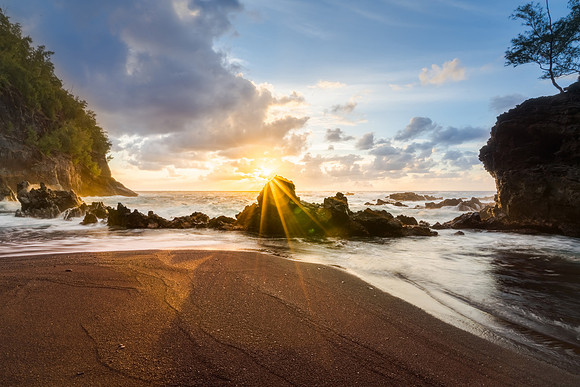 Red Sand Beach Sunrise #3_Getty_MattAnderson