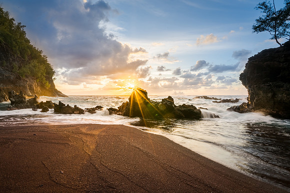 Red Sand Beach Sunrise #2_Getty_MattAnderson