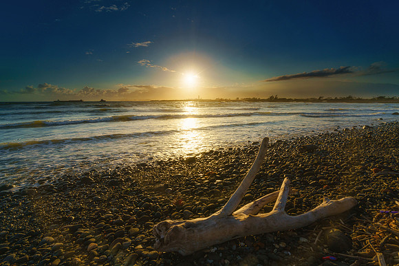 Kahului Beach Sunrise Matt Anderson Getty