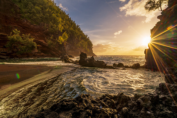 Red Sand Beach Sunrise #5_Getty_MattAnderson