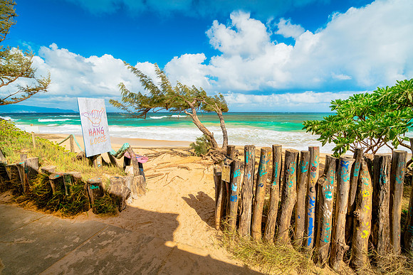 Paia Bay Beach Surf #7 Getty Matt Anderson