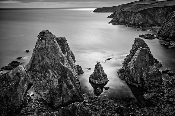 Coasts of Ireland #34 - Nohoval Coast Kinsale -  SNY01949_bw_2560px