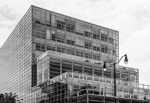 1 S Pinckney Building 2560px