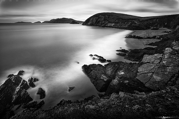 Coumeenoole Dreams in BW 2560px